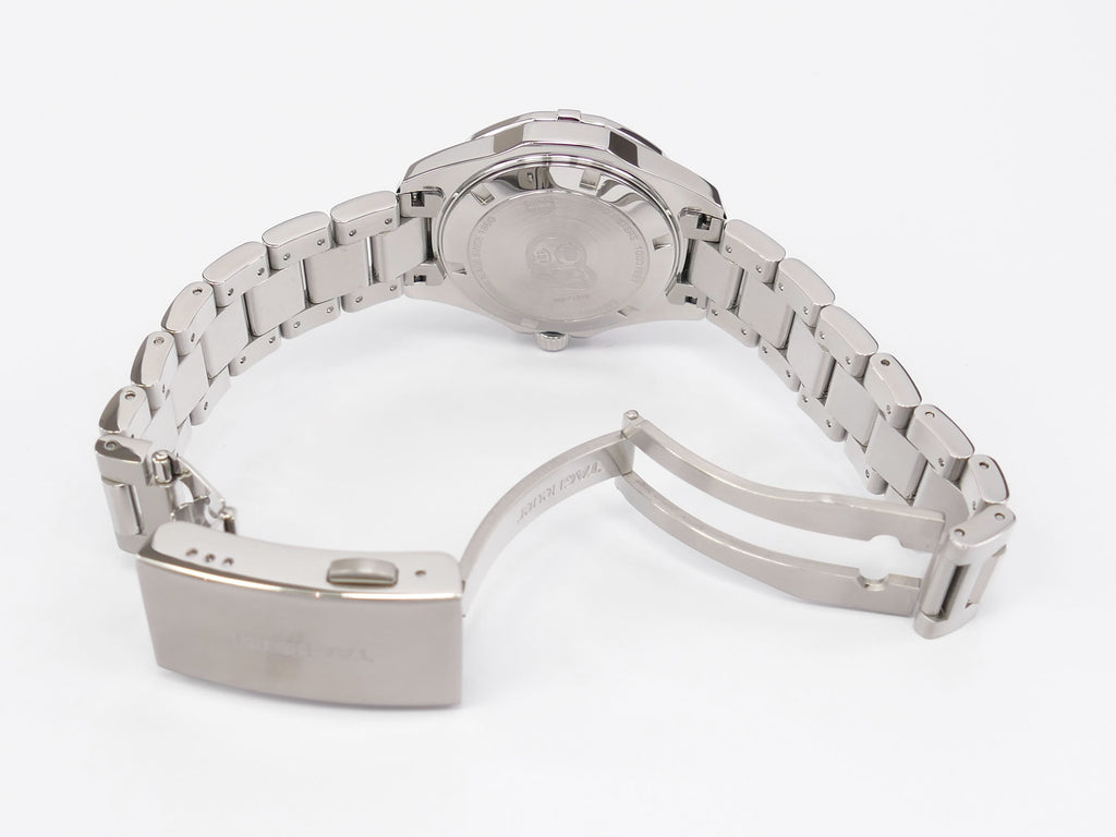 TAG Heuer Aquaracer WAY131S stainless steel folding clasp