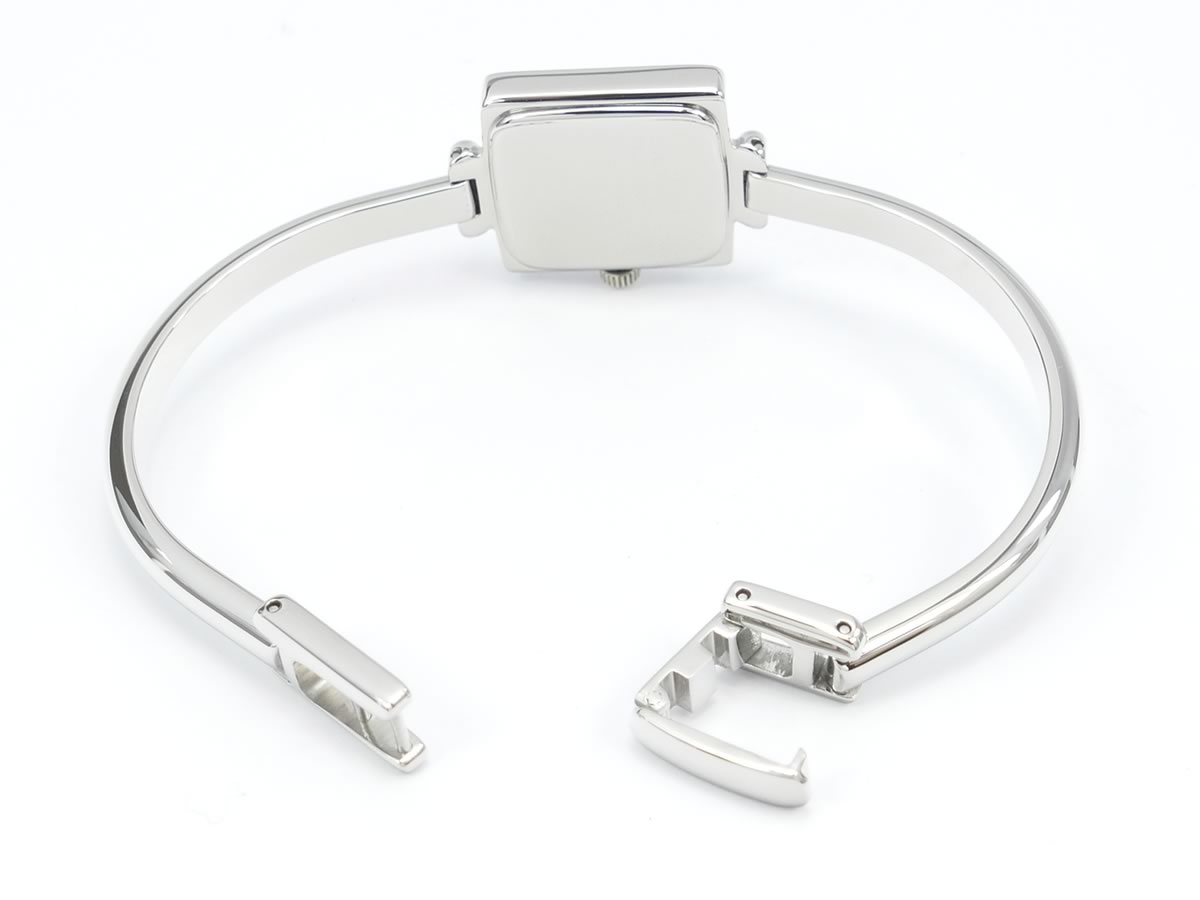 Gucci 1900 L Black dial jewellery clip