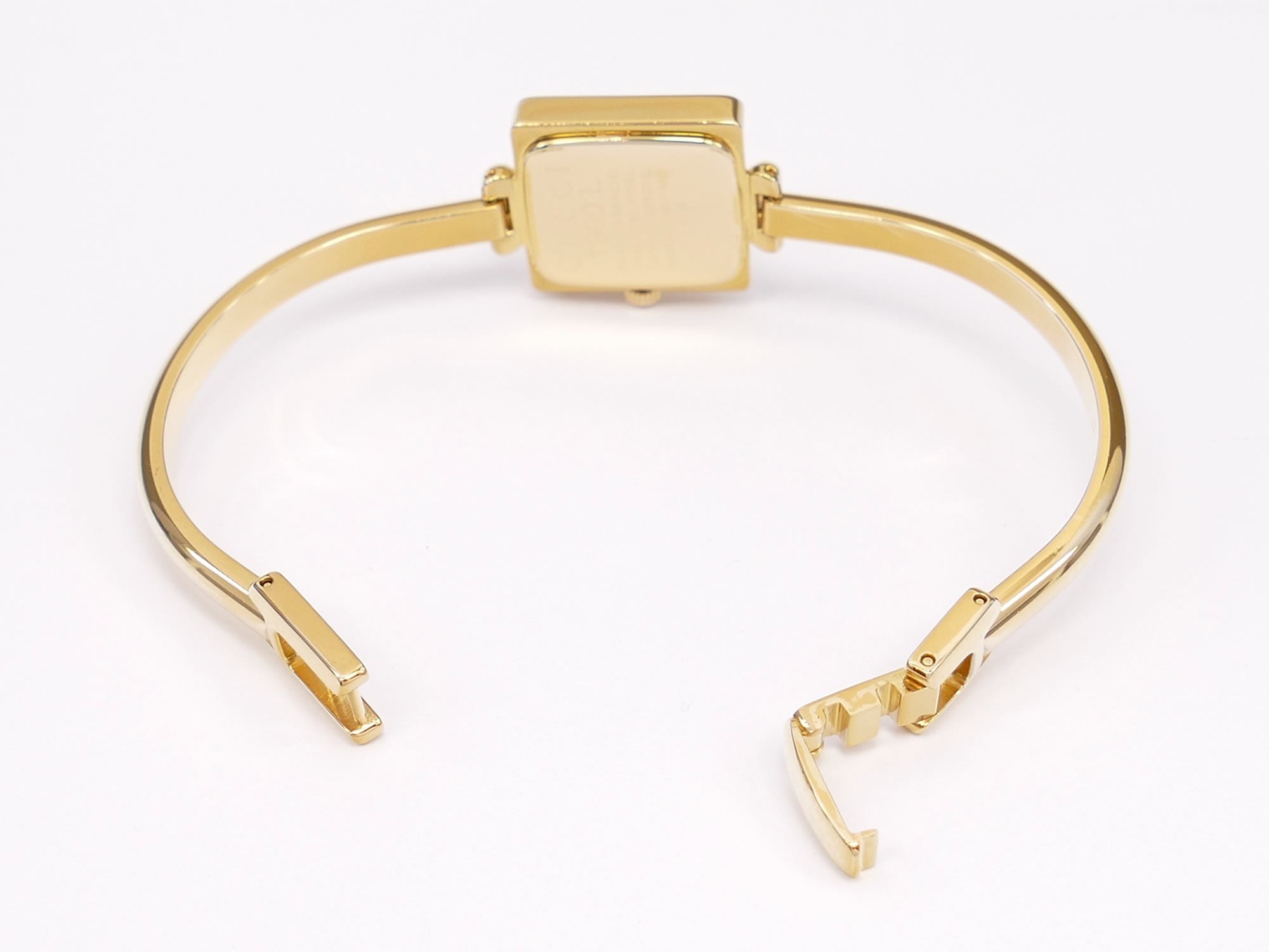 Gucci 1900L 18k Gold Plated bangle clip