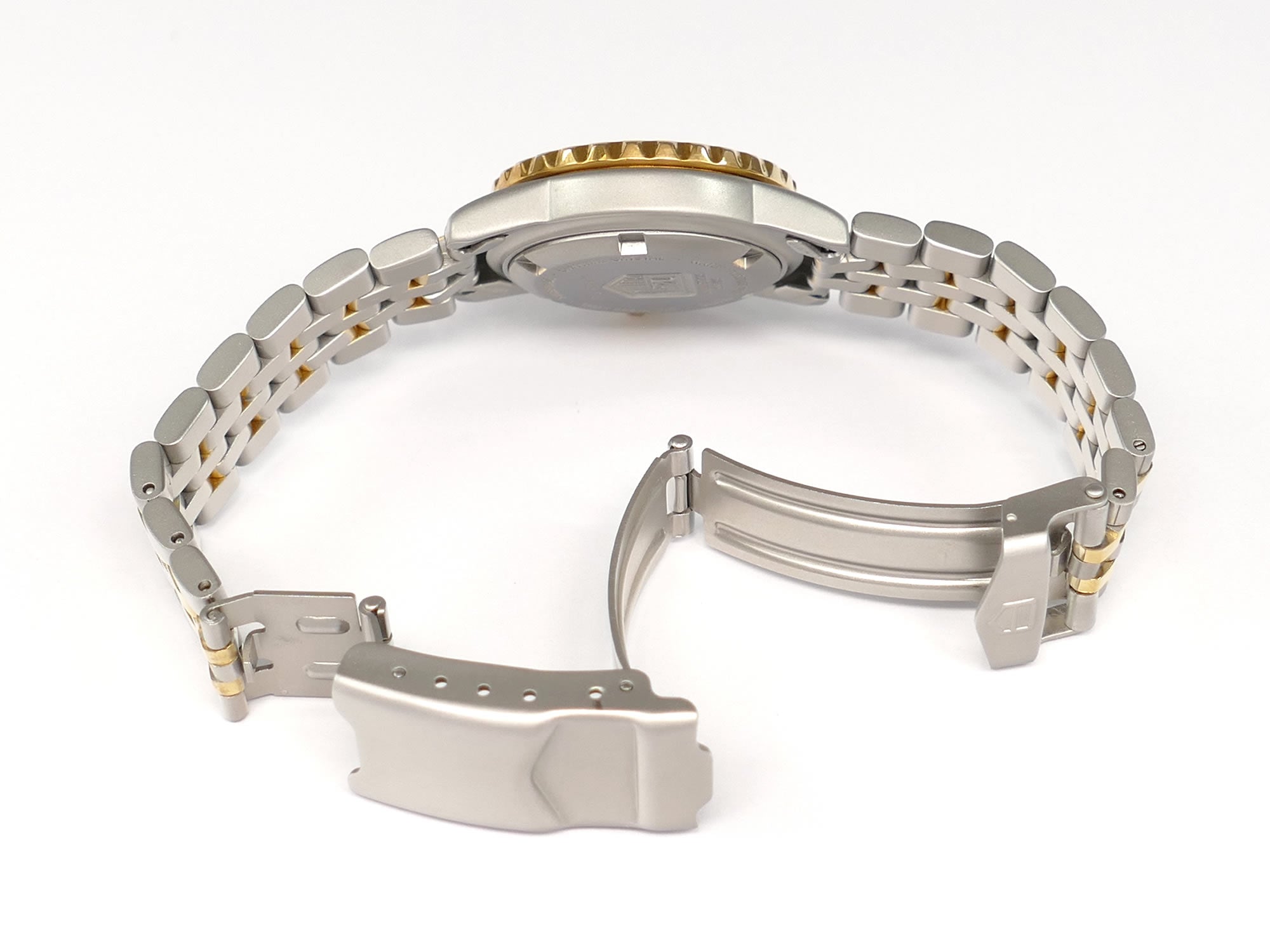 TAG Heuer 1500 WD1423-G-20 stainless steel folding clasp with wet suit expansion