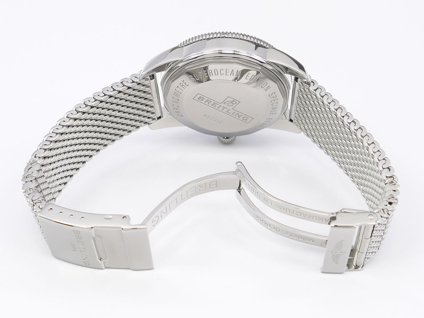 Breitling Superocean Héritage II 42 Black AB2010 folding clasp with security clasp