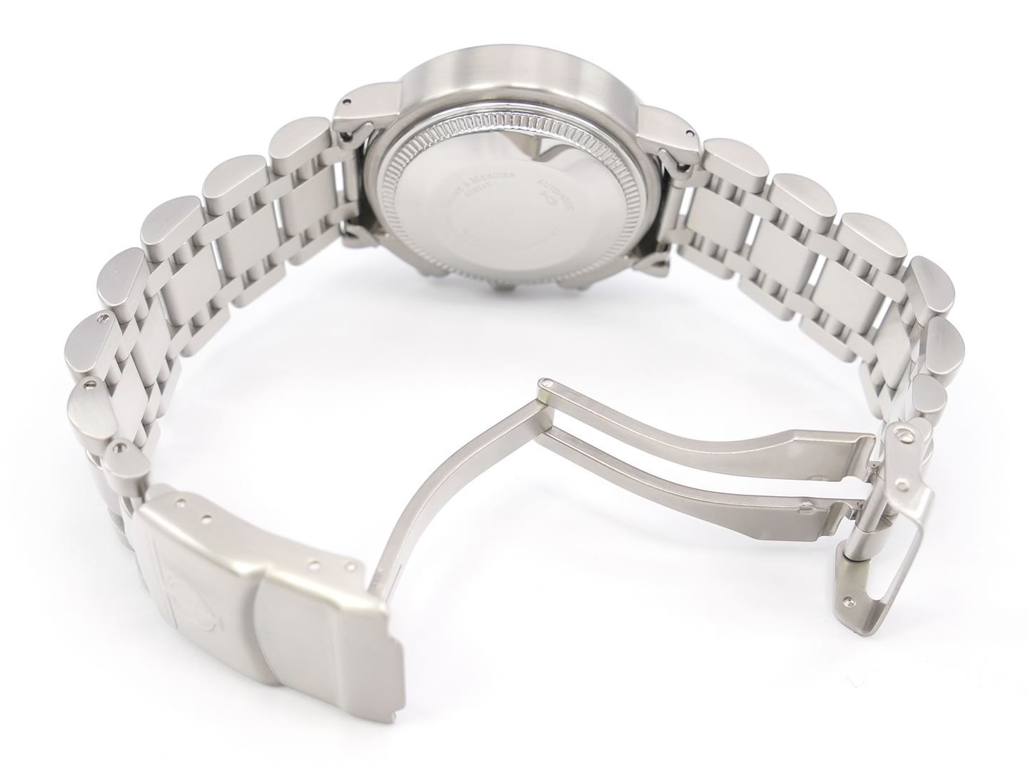 Baume et Mercier Richemont White Chronograph stainless steel folding clasp