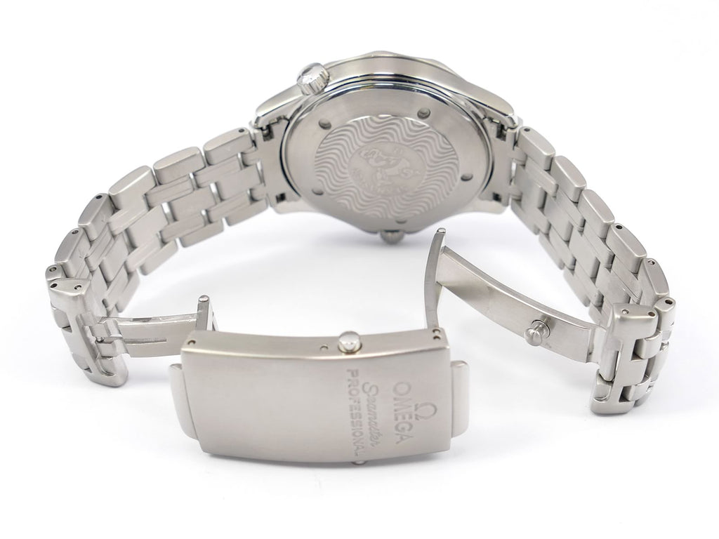 Omega Seamaster 2531.80.00 folding clasp with wet suit expansion