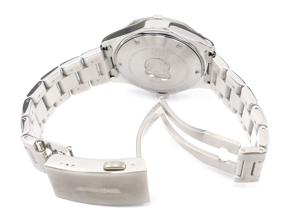 TAG Heuer Aquaracer WAP2010.BA0830 folding clasp with wet suit expansion