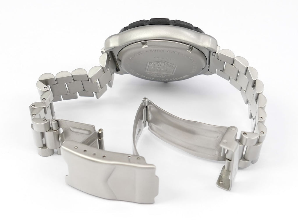 TAG Heuer Formula 1 Chronograph CA1212-R0 folding clasp with wet suit expansion