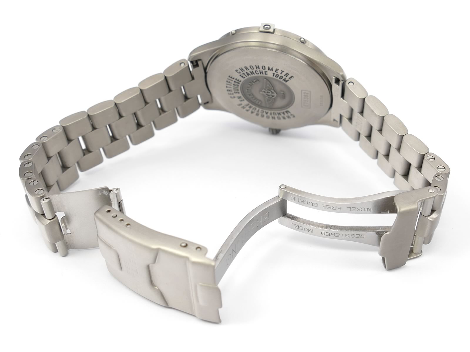 Breitling Aerospace E75362 folding clasp with wet suit expansion