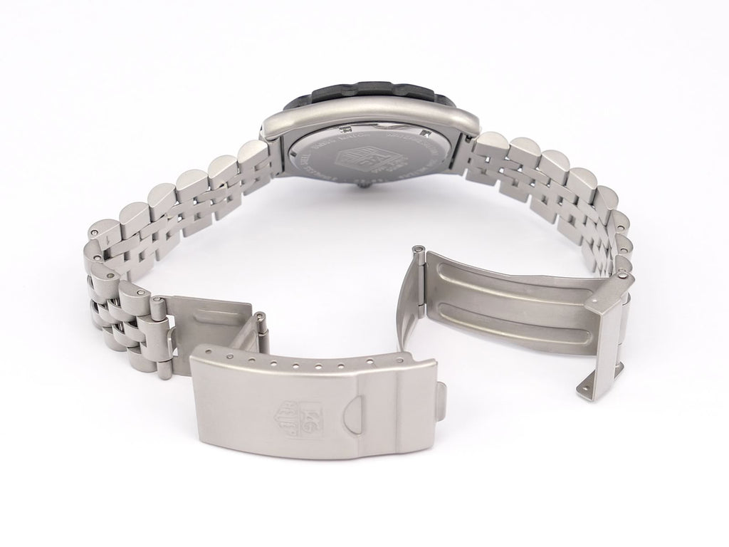 TAG Heuer Formula 1 Luminous Dial F1 WA1211 folding clasp with wet suit expansion