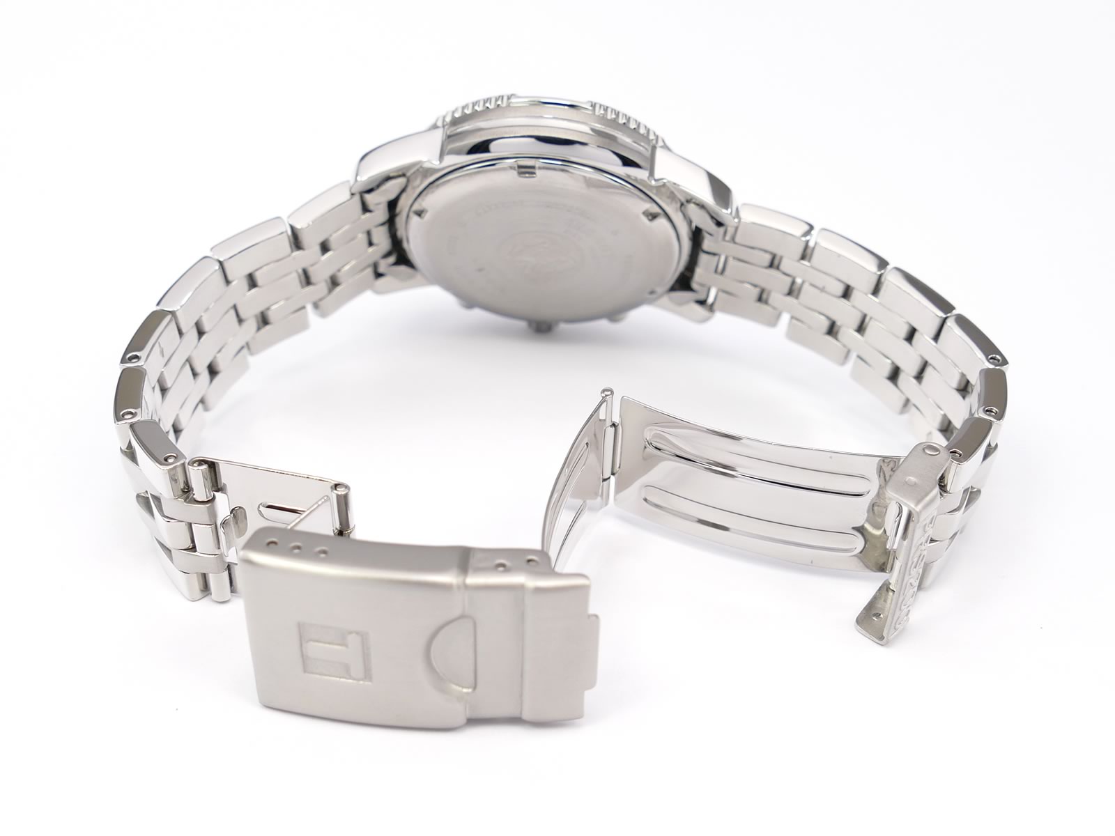 Tissot T-Sport PRS 200 folding clasp and wet suit expansion