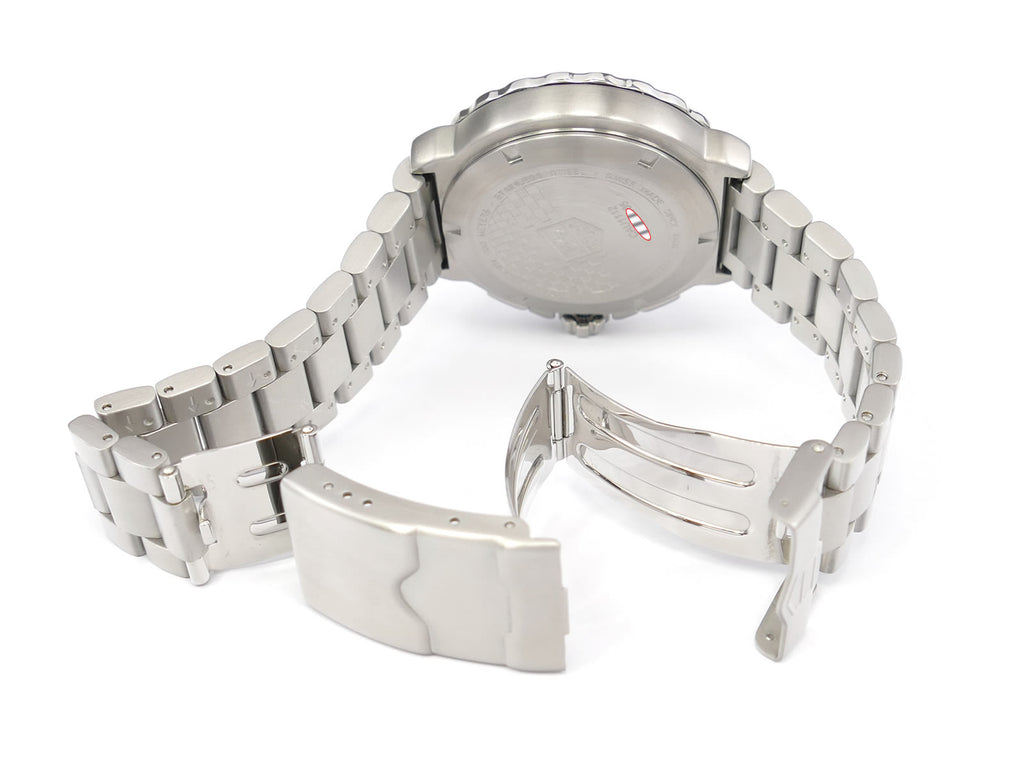 TAG Heuer Formula 1 CAU1112 stainless steel folding clasp with wetsuit expansion