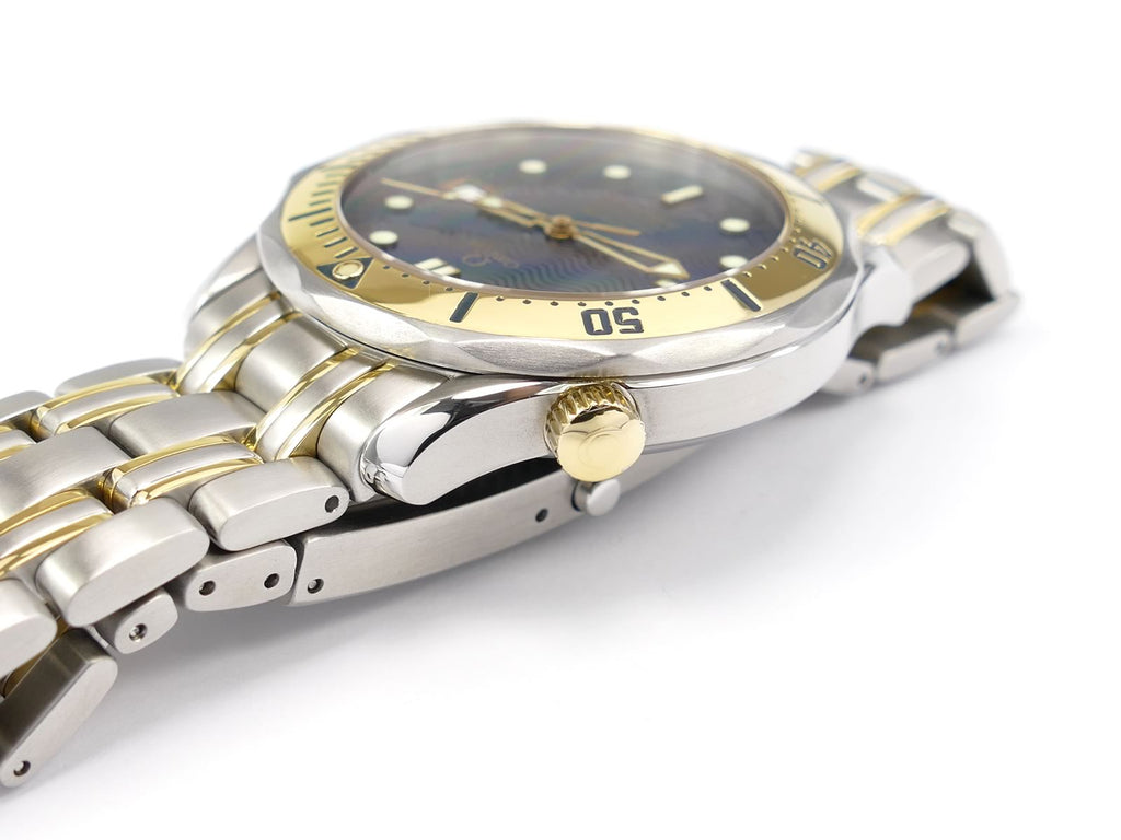 Omega Seamaster 2332.80.00 helium escape valve