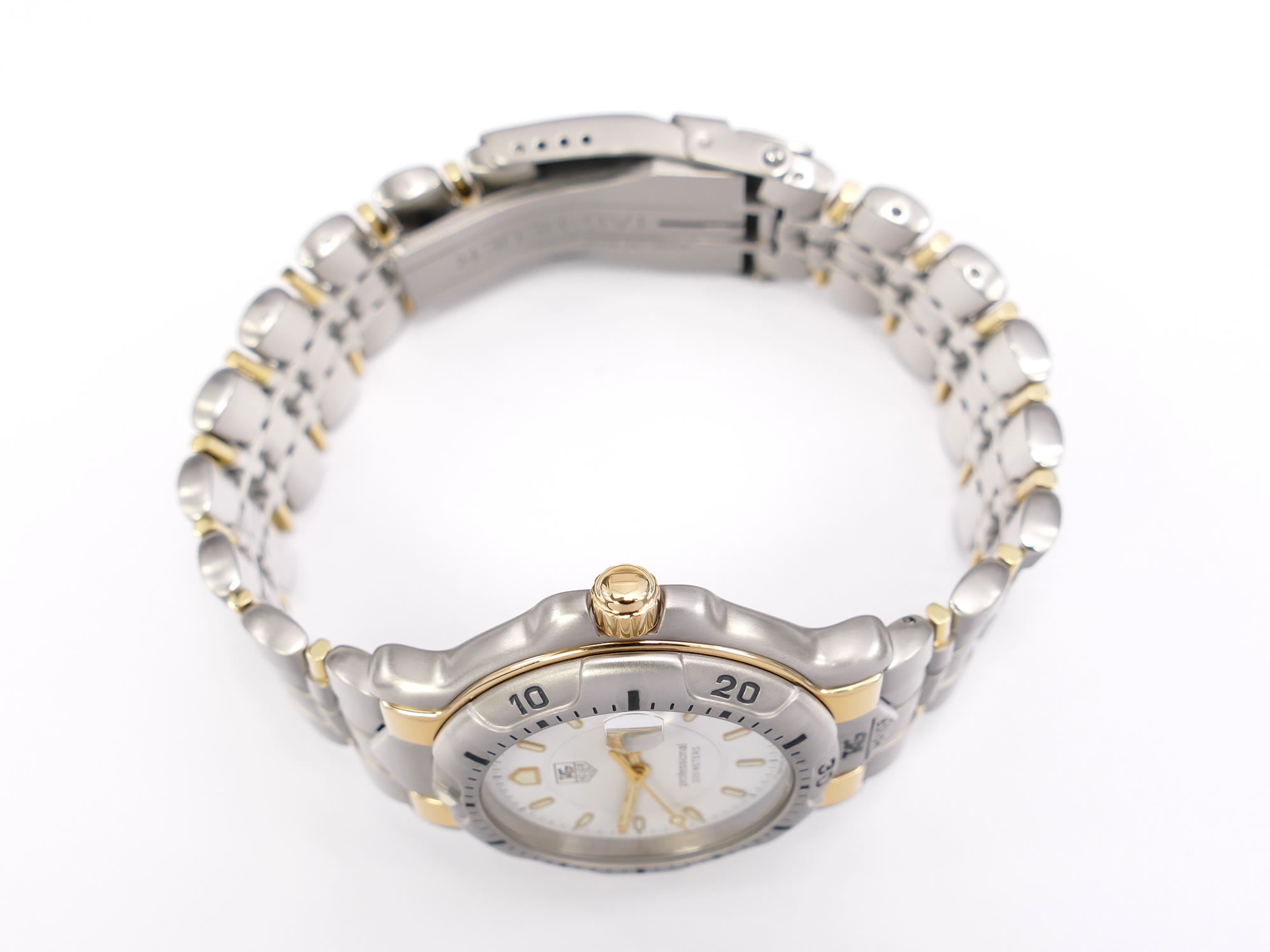 TAG Heuer 6000 WH1151 Solid 18k Gold screw down crown