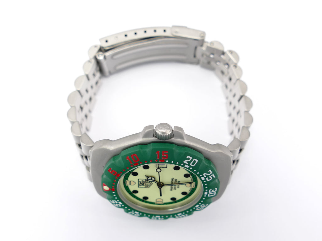 TAG Heuer Formula 1 Mid size WA1212 stainless steel crown