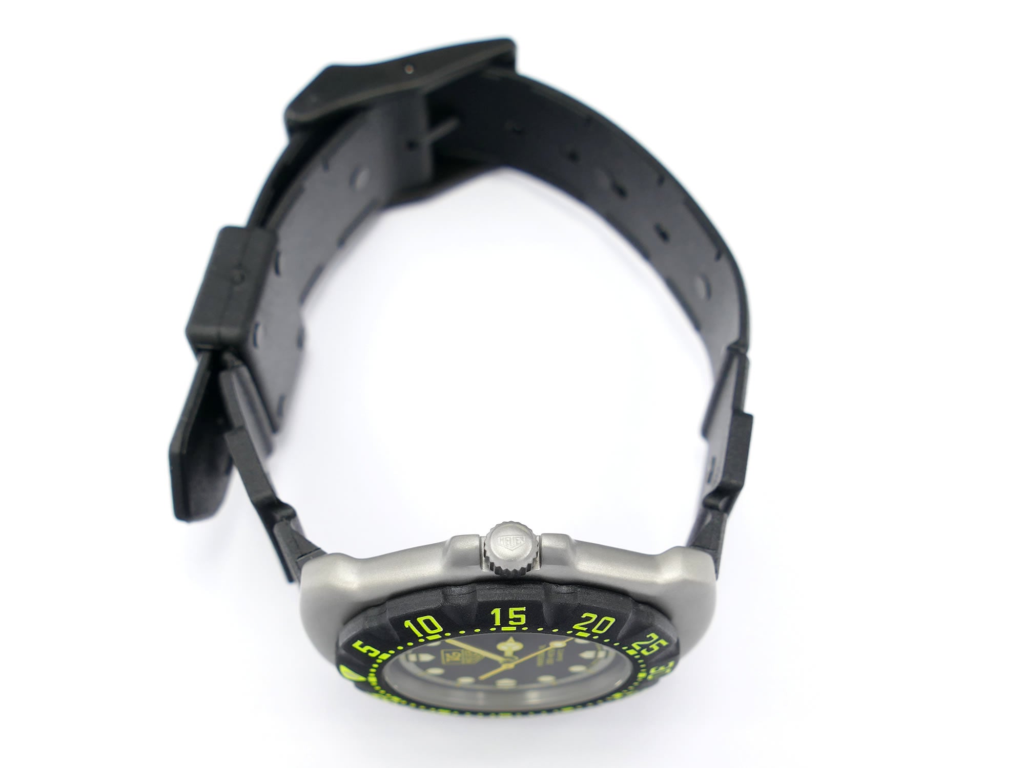 TAG Heuer Formula 1 WA1216 stainless steel crown