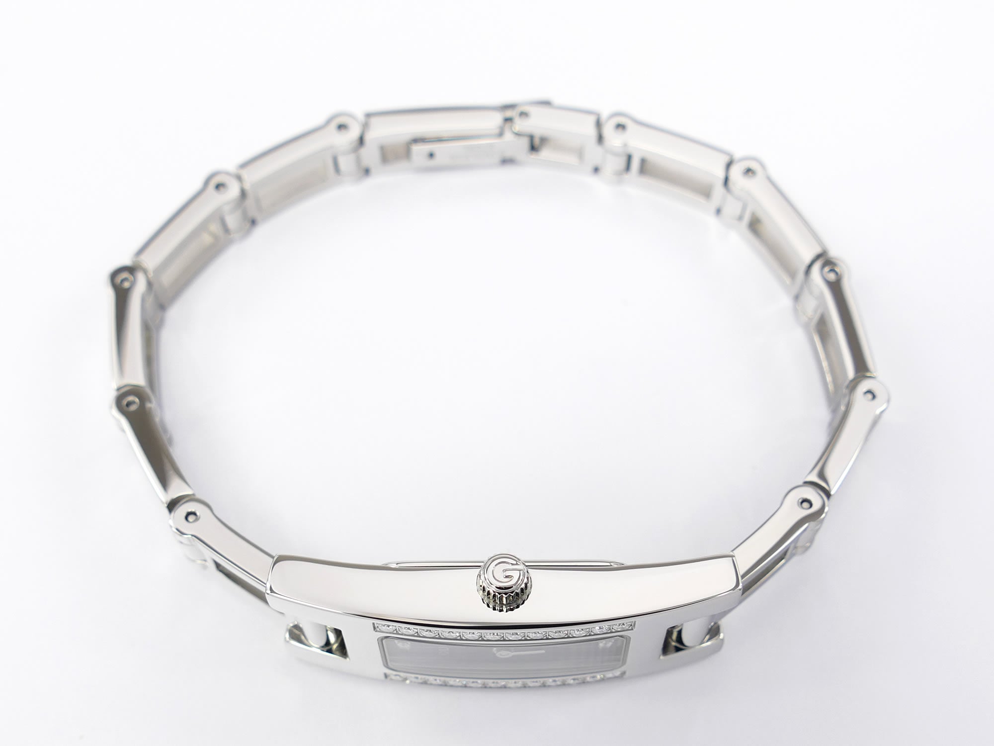 Gucci 3900L Stainless Steel crown
