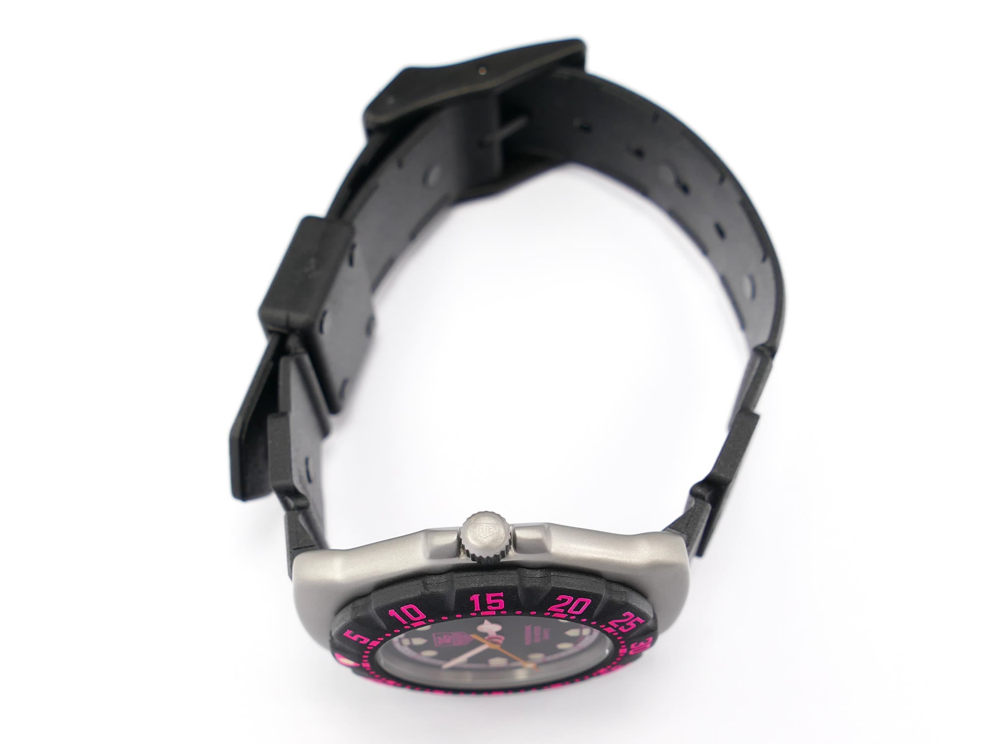 TAG Heuer Formula 1 Mid size WA1217 stainless steel crown