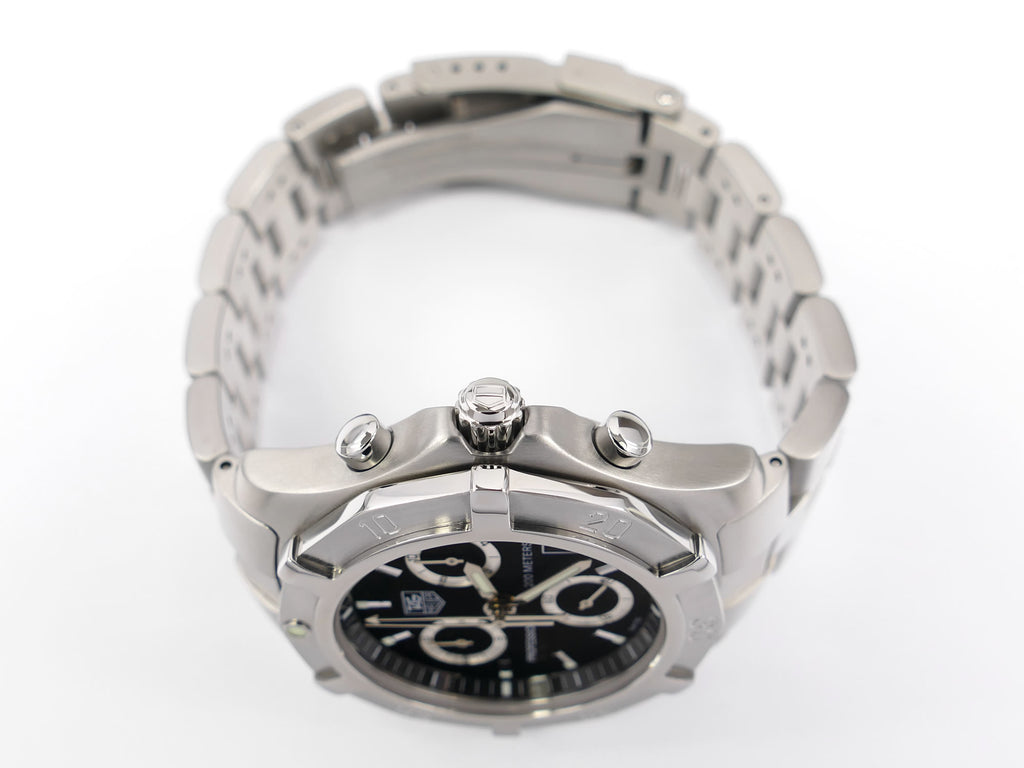 TAG Heuer 2000 Exclusive CN111F stainless steel screw down crown