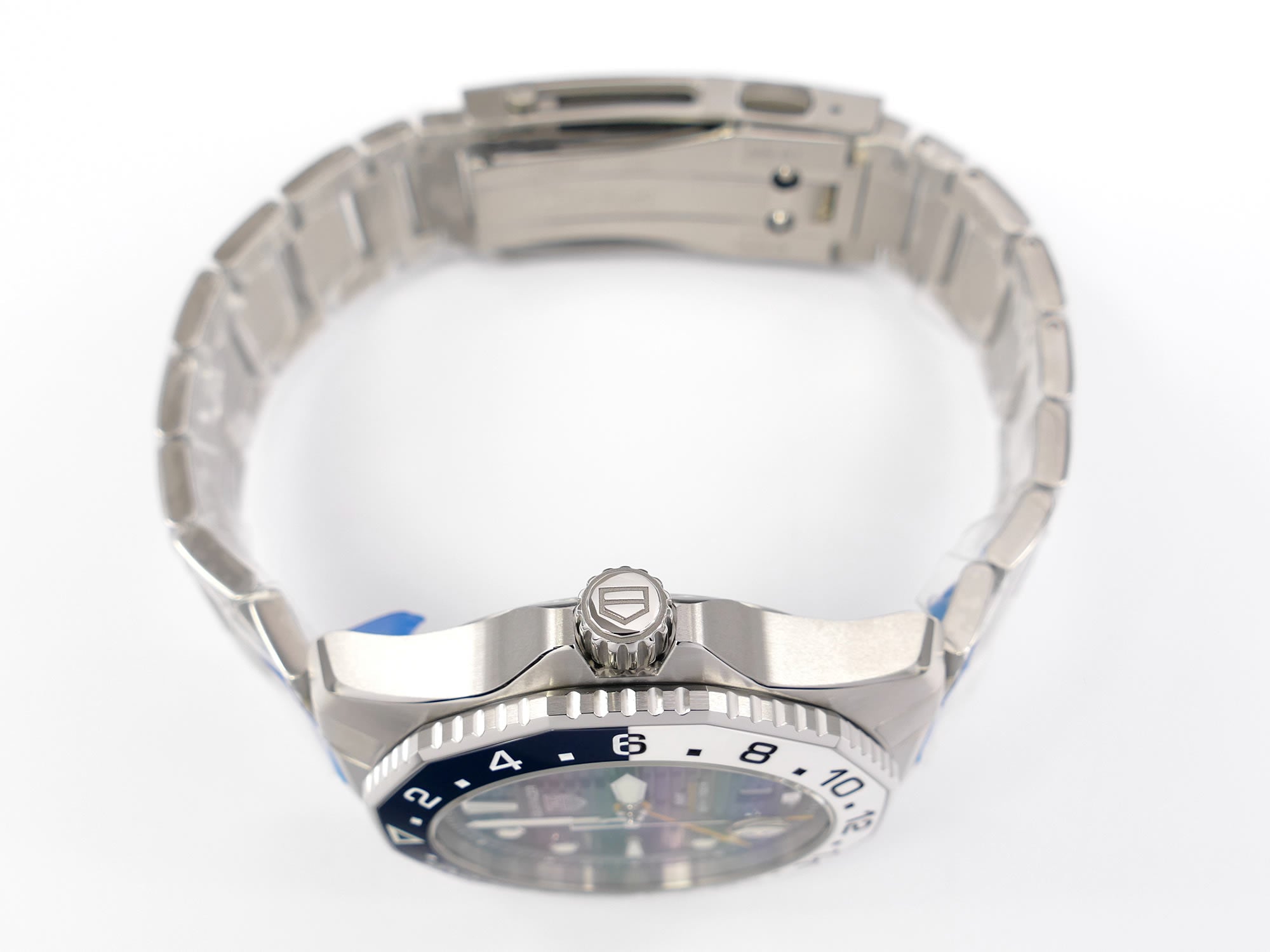 TAG Heuer Aquaracer GMT WBP2010.BA0632 stainless steel screw down crown