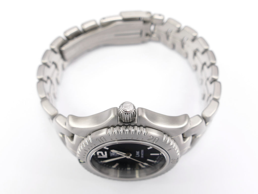 TAG Heuer Link WT1210-0 stainless steel screw down crown