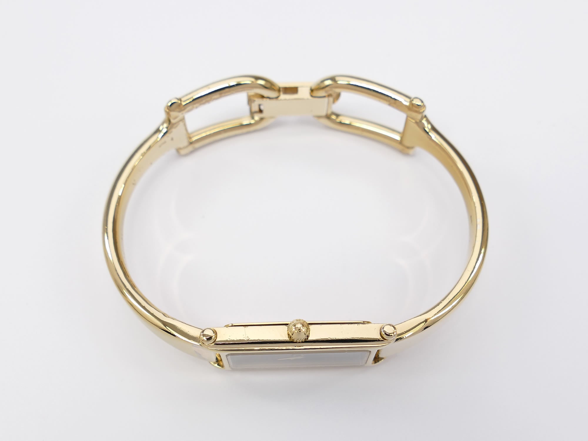 Gucci 1500L 18k Gold Plated crown