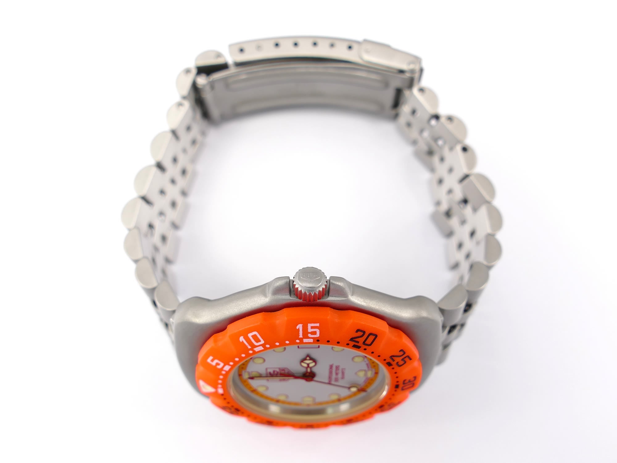 TAG Heuer Formula 1 373.513 stainless steel crown