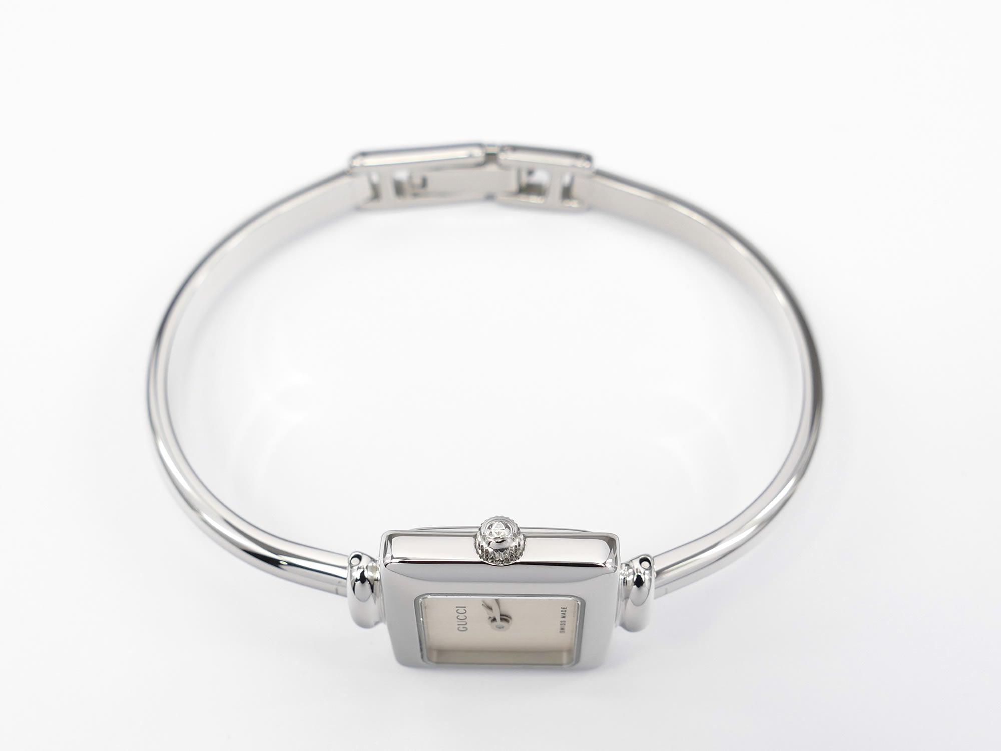 Gucci 1900L Stainless Steel crown