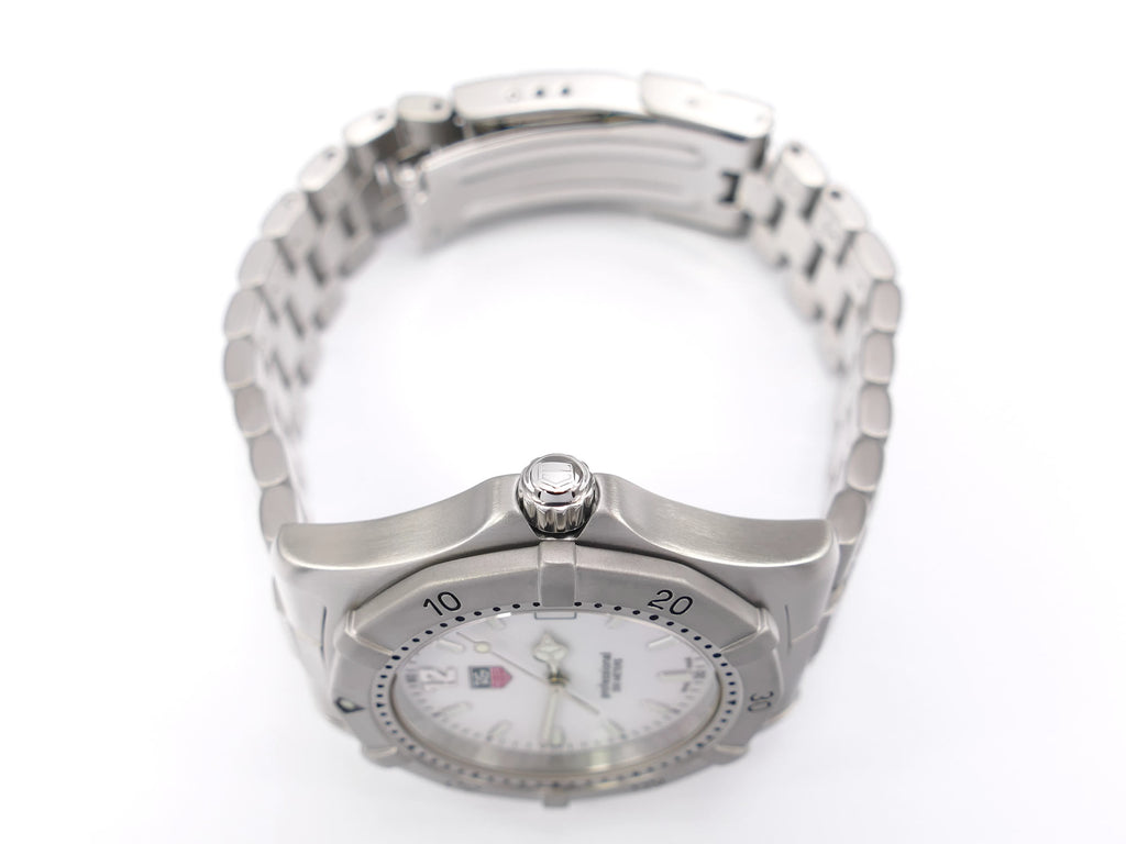 TAG Heuer 2000 Classic WK1111-0 stainless steel screw down crown