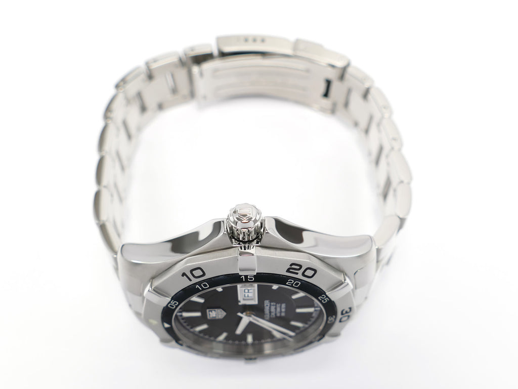 TAG Heuer Aquaracer WAF2010 stainless steel screw down crown