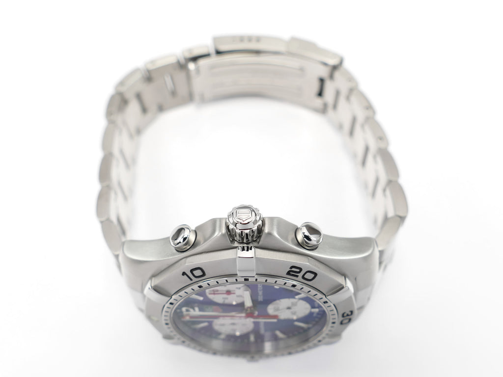 TAG Heuer Aquaracer CAF1112 stainless steel screw down crown