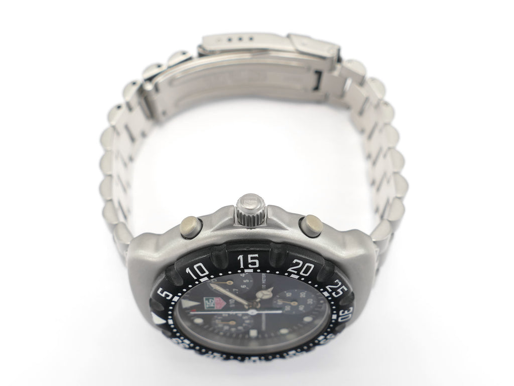 TAG Heuer Formula 1 571.513 stainless steel screw down crown