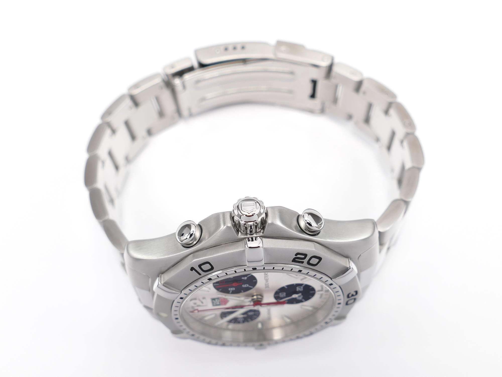 TAG Heuer Aquaracer CAF1111 Stainless steel screw down crown