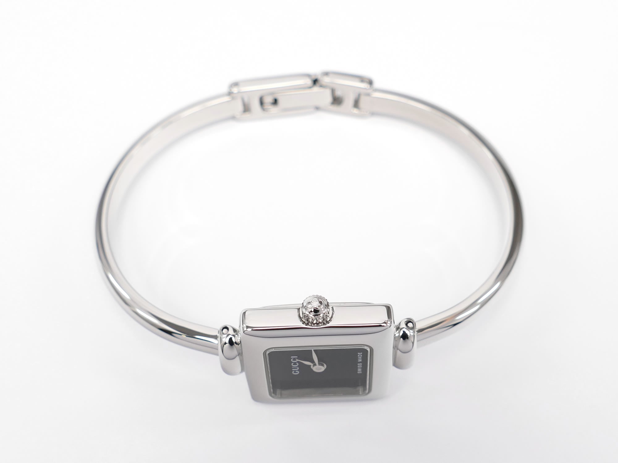 Gucci 1900L Stainless Steel crown