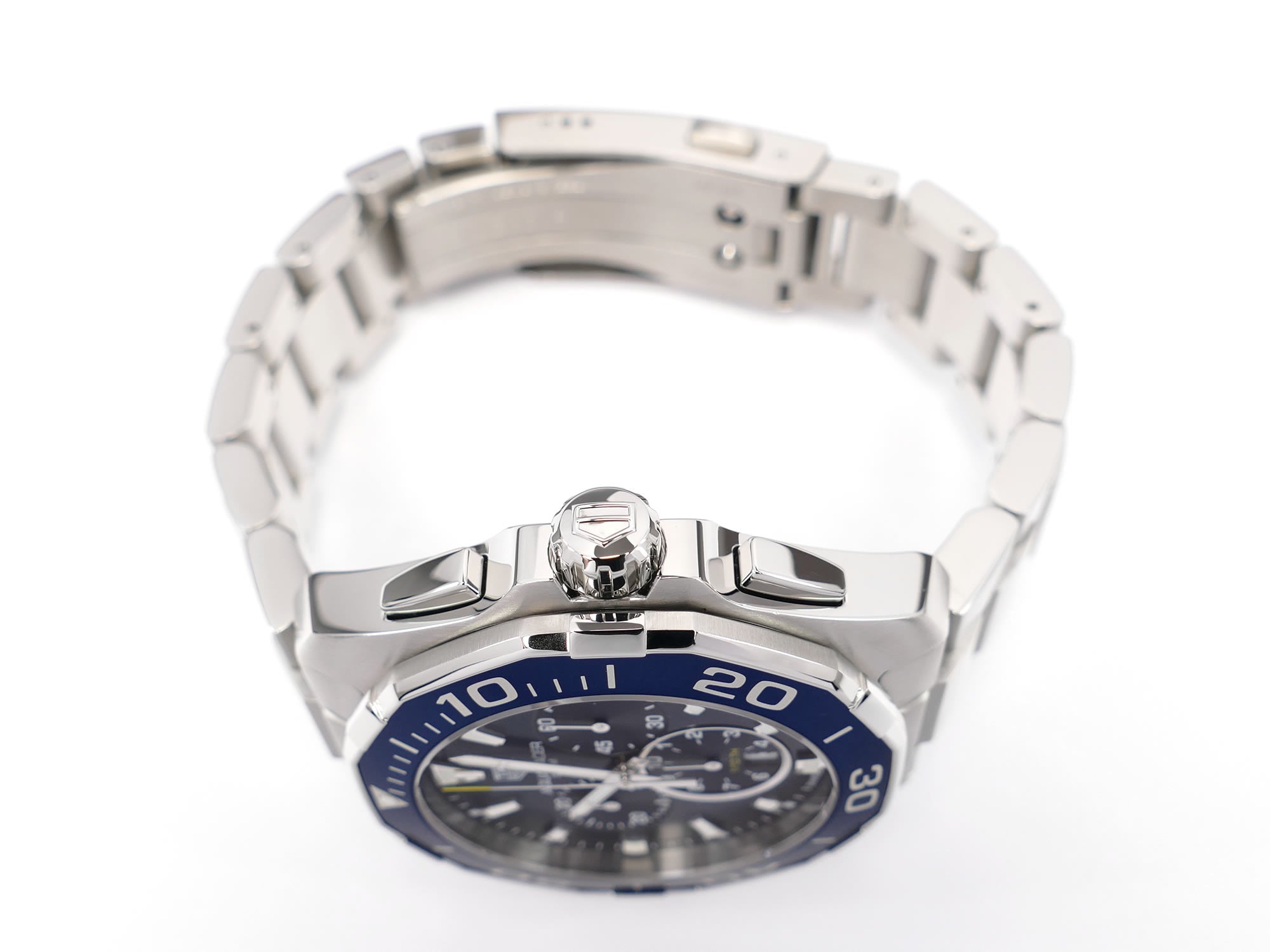 TAG Heuer Aquaracer CAY111B stainless steel pushers and screw down crown