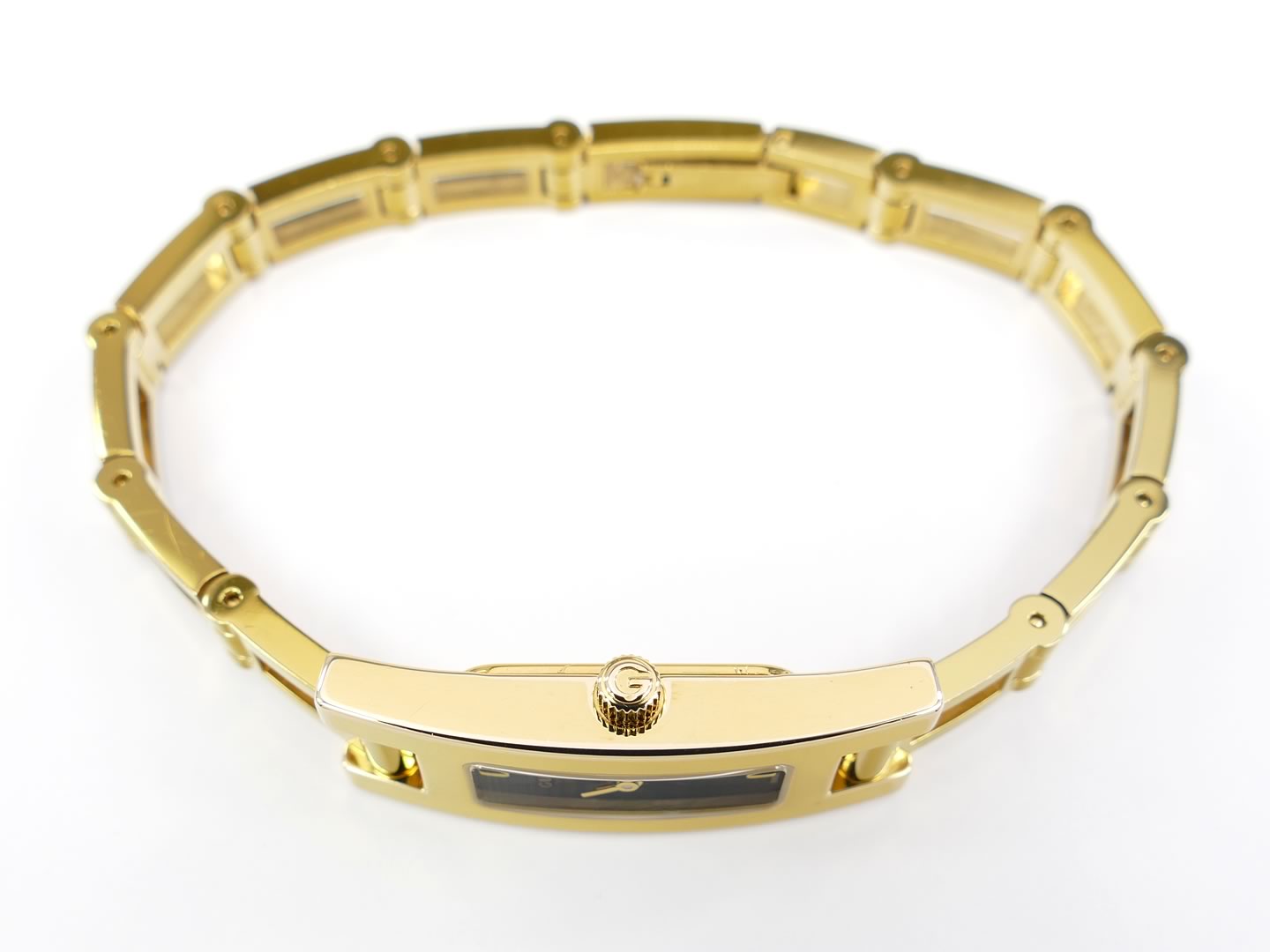 Gucci 3900 L Black Dial 18k gold crown