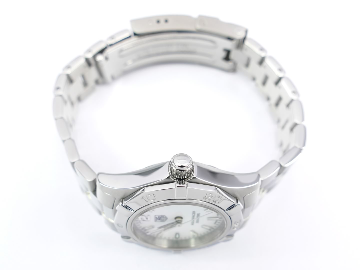 TAG Heuer Aquaracer WAF1414.BA0812 screw down crown