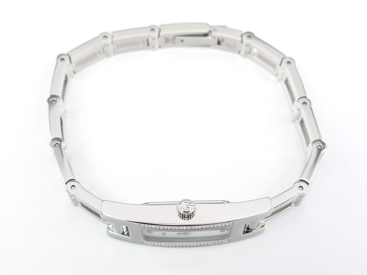 Gucci 3900L stainless steel crown
