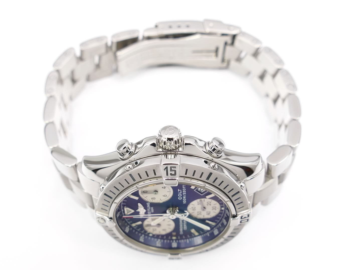 Breitling Colt Chrono A73350 screw down crown