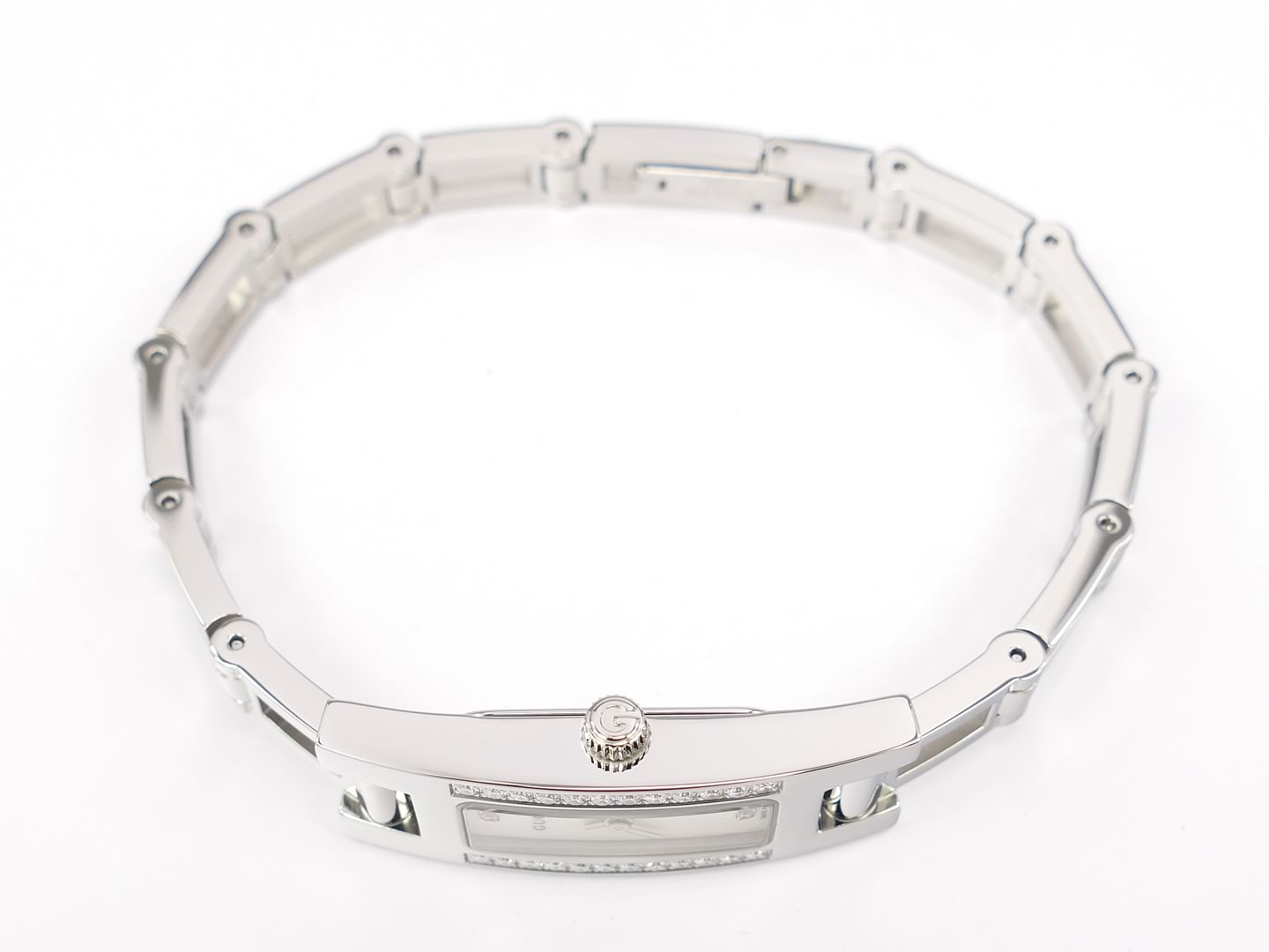 Gucci 3900L stainless steel crown