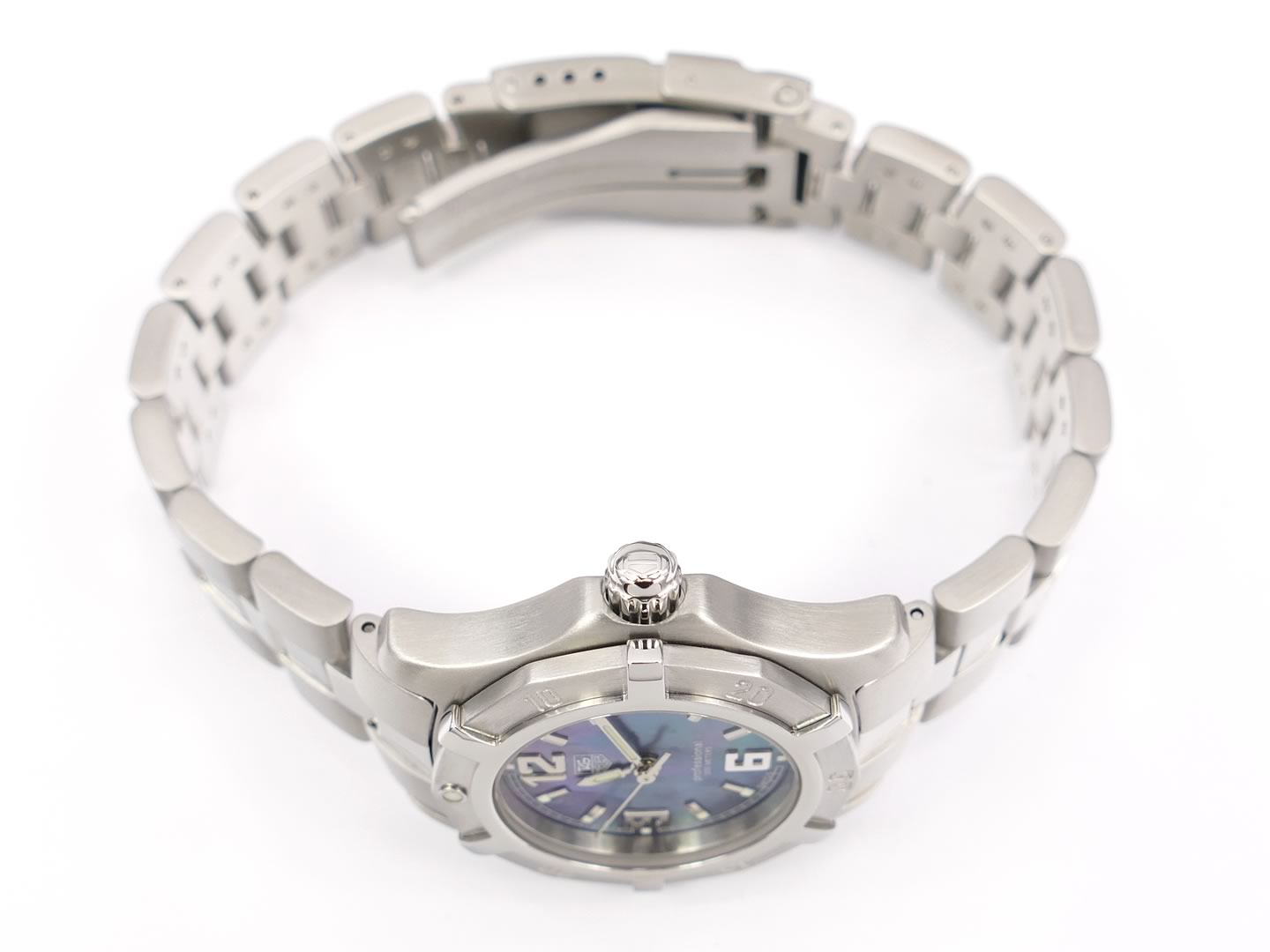 TAG Heuer 2000 Exclusive WN1318 screw down crown