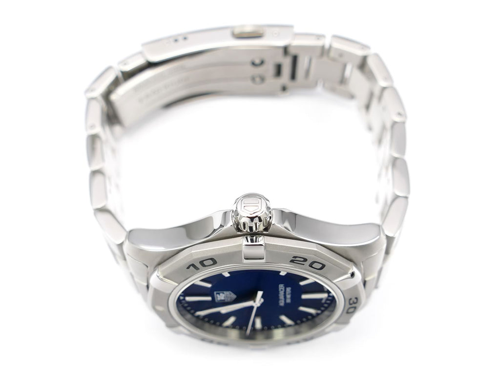 TAG Heuer Aquaracer WAP1112.BA0831 screw down crown