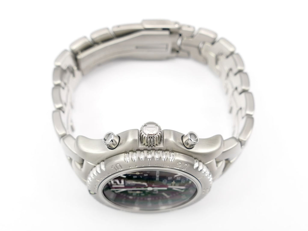 TAG Heuer Link Chronograph Black CT1111.BA0550 screw down crown