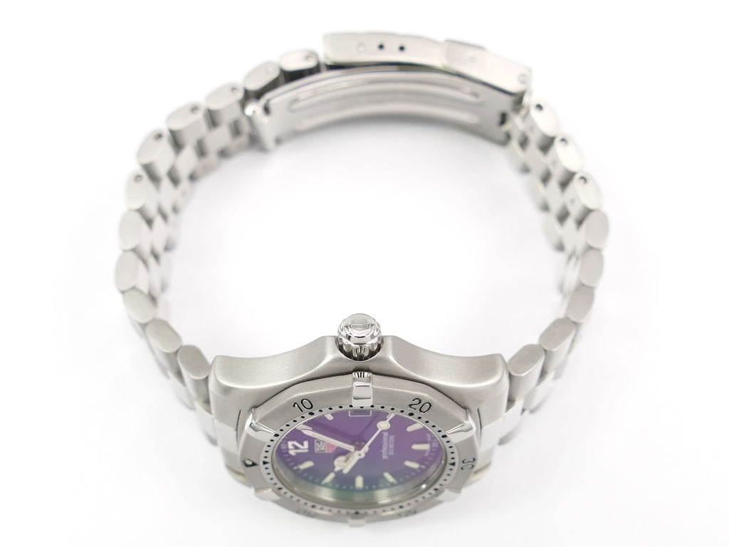 TAG Heuer 2000 WK1313.BA0313 screw down crown