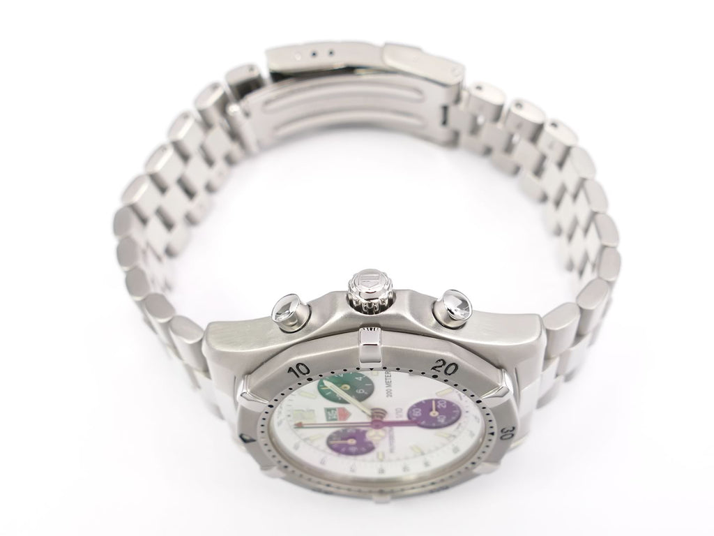 TAG Heuer 2000 CK1111.BA0328 screw down crown