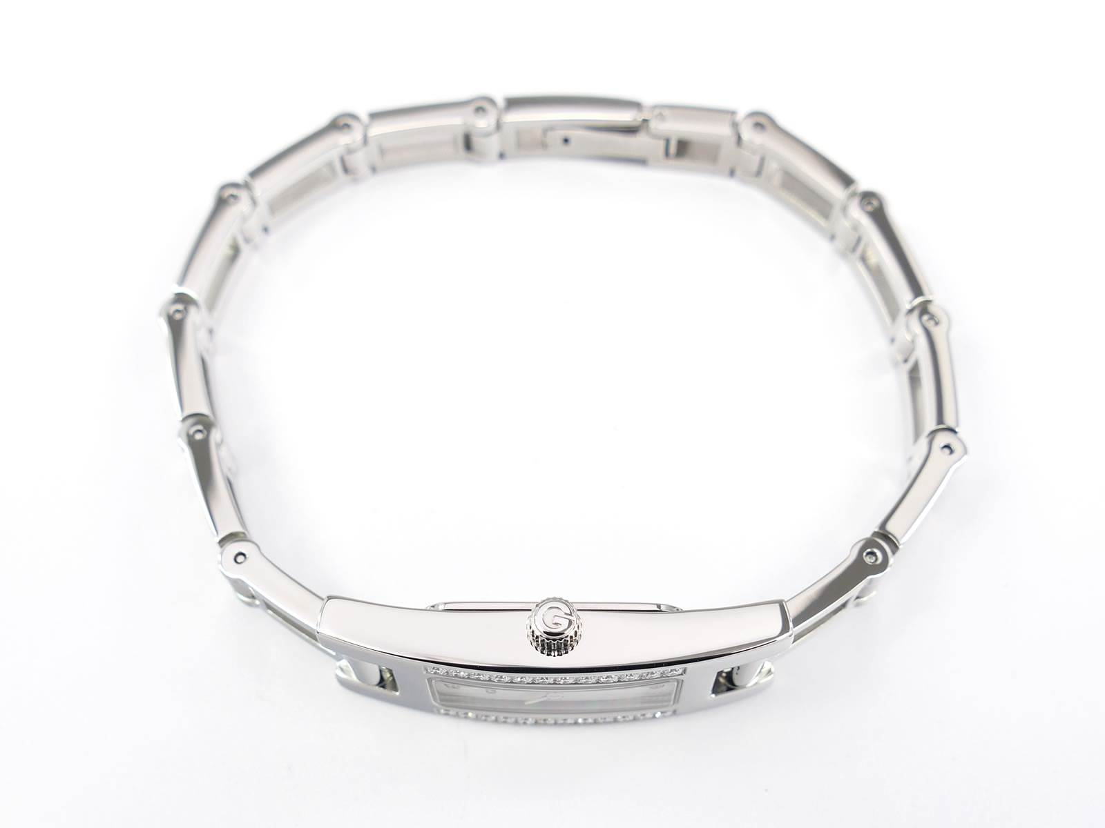 Gucci 3900L Stainless Steel crown
