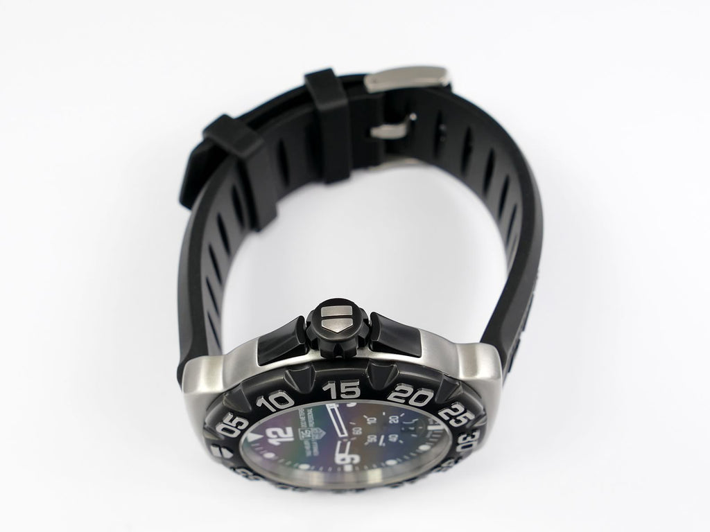 TAG Heuer Formula 1 WAH1010 screw down crown