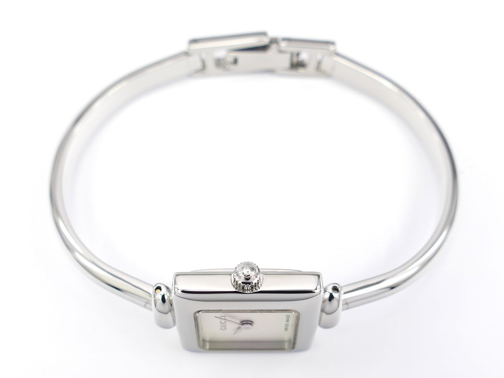 Gucci 1900L Stainless Steel crown