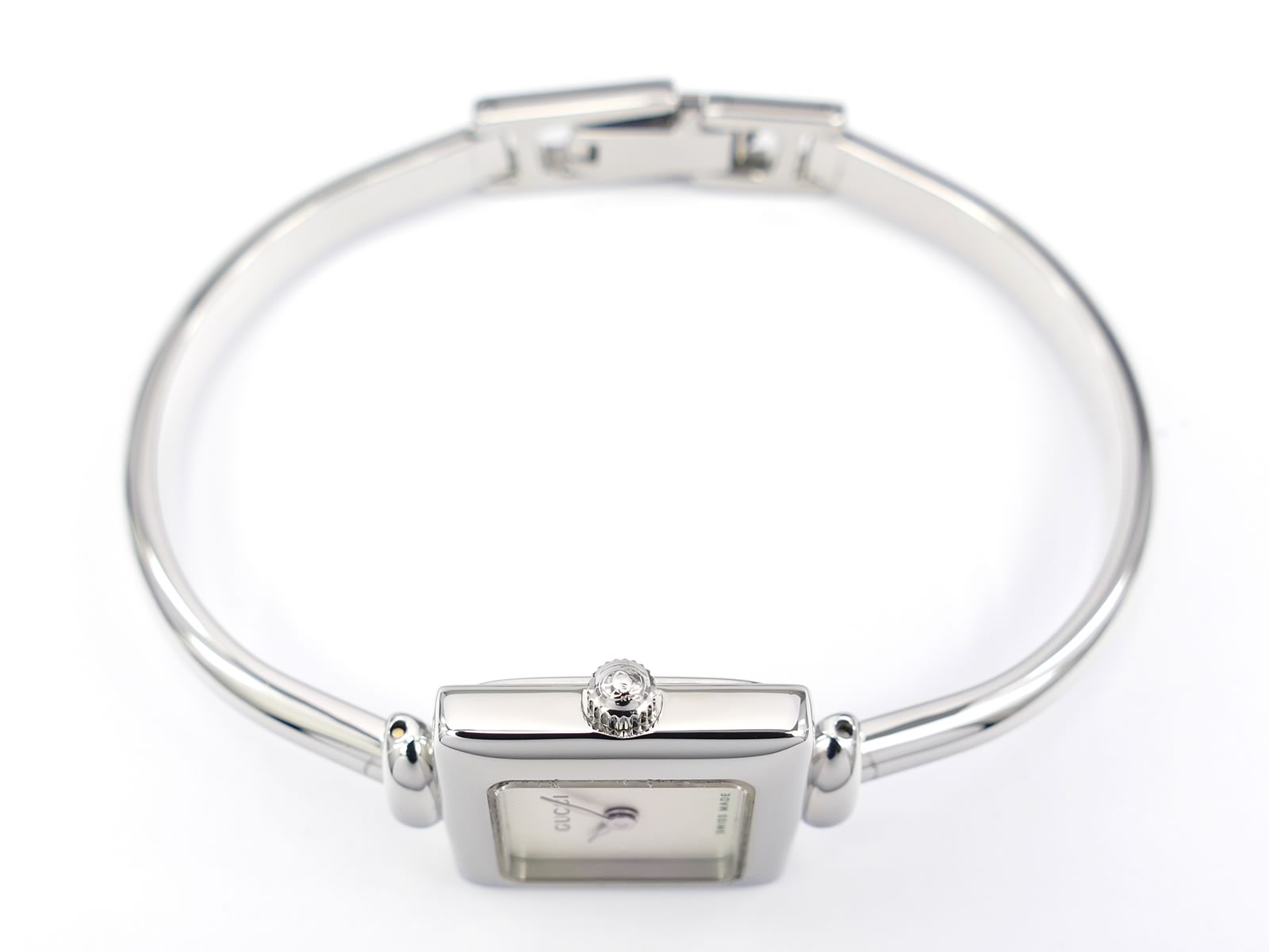 Gucci 1900L Stainless Steel crown