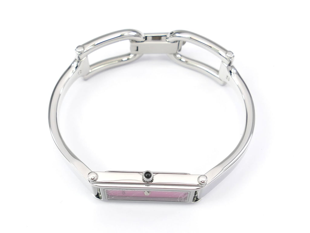 Gucci 1500L stainless steel crown with black cabochon