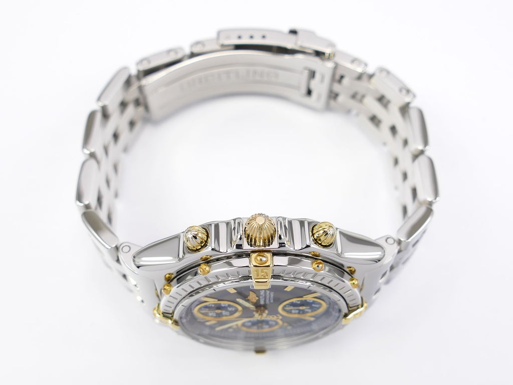 Breitling Chronomat B13050.1 18k gold plated crown and pushers
