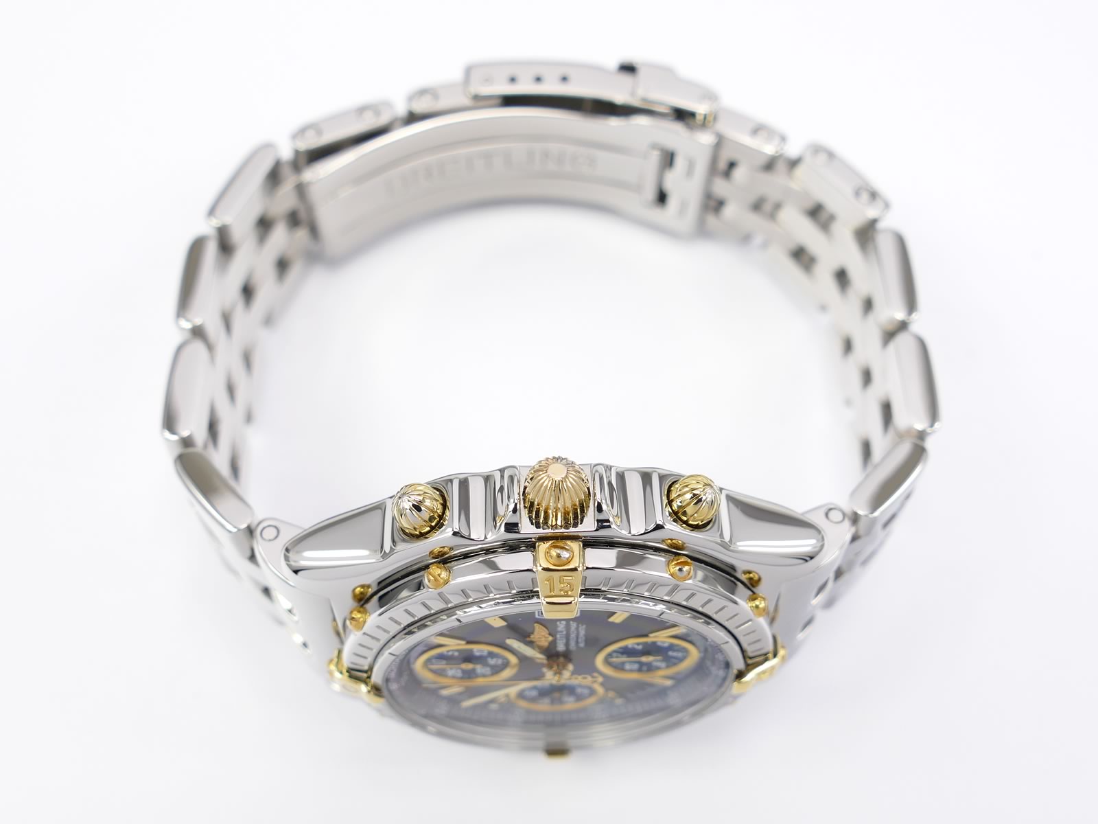 Breitling Chronomat B13050.1 18k gold plated crown and pushers