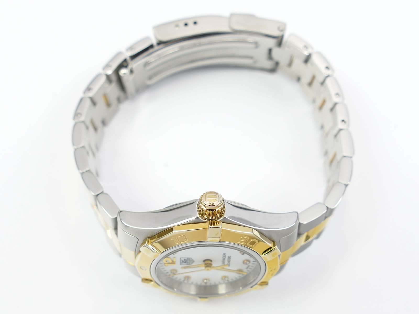 TAG Heuer Aquaracer screw down 18k Gold crown WAF1425